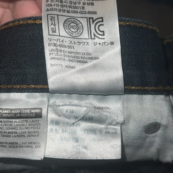 LEVI'S Men's 508 Tapered Denim Jeans size 33x30 - Picture 7 of 7